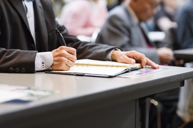 d60cb6d726e4320ec91381478870a8a5_s